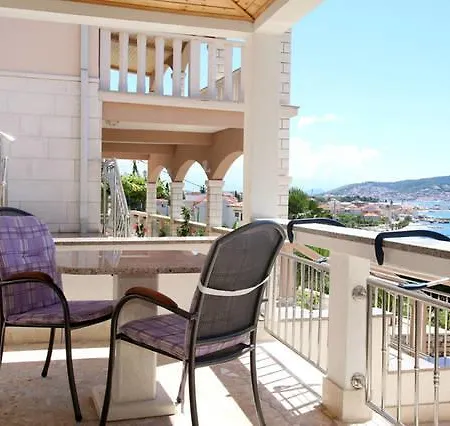 Apartament Rosanda