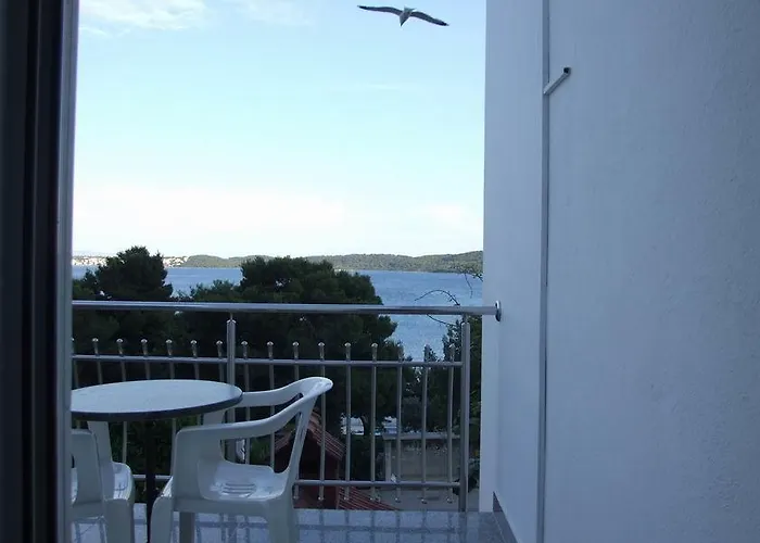 Rosanda アパート