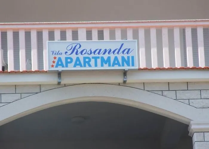 Rosanda アパート